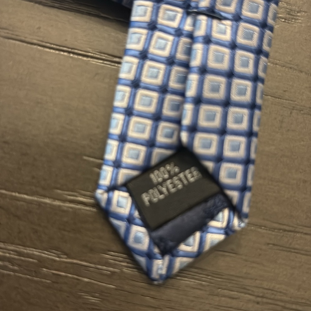 Lot of 4 Ties - Picture 10 of 14